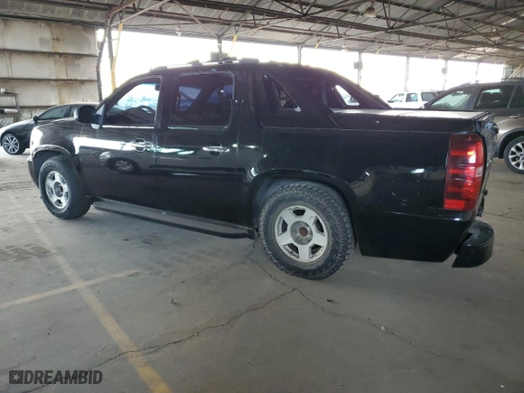 2007 Chevrolet Avalanche LT w/2LT with VIN 3GNEC12J77G114017, listed as a Copart auction lot 81145964 with 122,847 mi miles and Salvage Title. Bid and sale history available at carsss.com. Image 2.