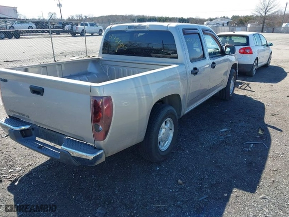 2005 Chevrolet Colorado 1SB LS Z85 with VIN 1GCCS136558275398, listed as a IAAI auction lot 41751213 with 84,529 mi miles. Bid and sale history available at carsss.com. Image 4.