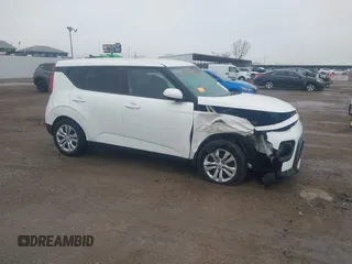 2020 Kia Soul S with VIN KNDJ23AU7L7709330, listed as a IAAI auction lot 41598480 with 29,697 mi miles. Bid and sale history available at carsss.com. Image 14.
