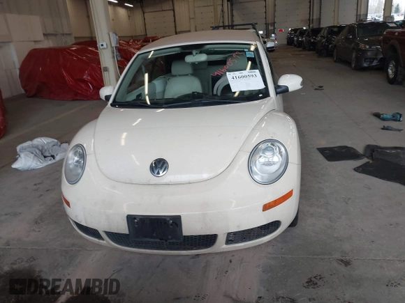 2009 Volkswagen Beetle S with VIN 3VWRG31Y89M408245, listed as a IAAI auction lot 41600593 with 76,156 mi miles and . Bid and sale history available at DreamBid. Image 12.