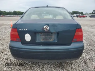 2002 Volkswagen Jetta with VIN 3VWRB69M82M035540, listed as a Copart auction lot 63227755 with 165,655 mi miles and Clean title. Bid and sale history available at DreamBid. Image 6.