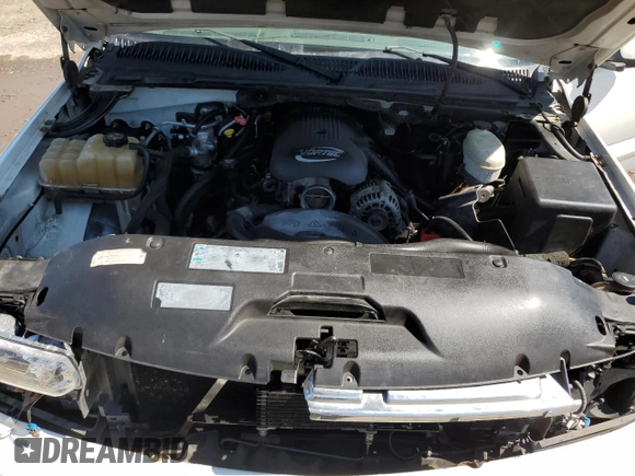 2003 Chevrolet Suburban LT with VIN 3GNEC16Z03G101118, listed as a Copart auction lot 56486765 with Not provided miles and Salvage title. Bid and sale history available at DreamBid. Image 12.