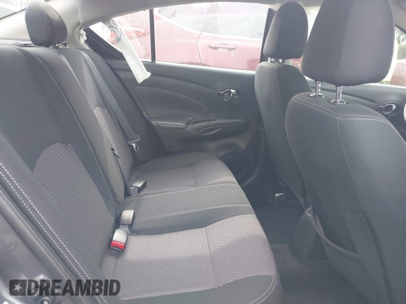 2019 Nissan Versa SV z VIN 3N1CN7AP8KL838112, wystawiony jako IAAI lot #41930746 z przebiegiem 27 404 mil mil oraz . Historia ofert i sprzedaży dostępna na DreamBid. Obrazek 8.
