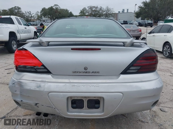 2005 Pontiac Grand Am SE with VIN 1G2NE52F75M255951, listed as a IAAI auction lot 41418328 with 199,700 mi miles. Bid and sale history available at carsss.com. Image 16.