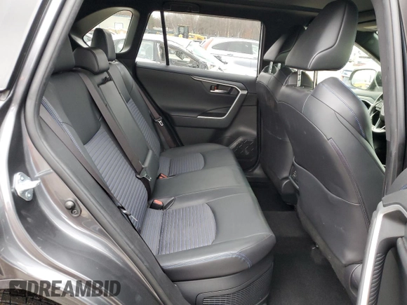2020 Toyota RAV4 Hybrid XSE with VIN JTME6RFV3LD502316, listed as a Copart auction lot 43389425 with 39,670 mi miles and Salvage Title. Bid and sale history available at carsss.com. Image 11.