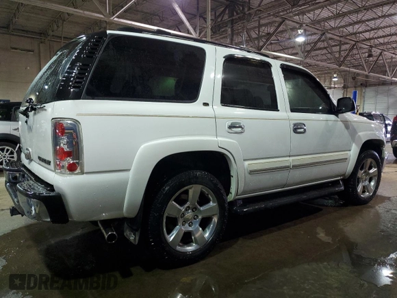 2005 Chevrolet Tahoe LT z VIN 1GNEC13T25J238739, wystawiony jako Copart lot #50338815 z przebiegiem 115 811 mil mil oraz Czysty tytuł • Clean title. Historia ofert i sprzedaży dostępna na DreamBid. Obrazek 3.