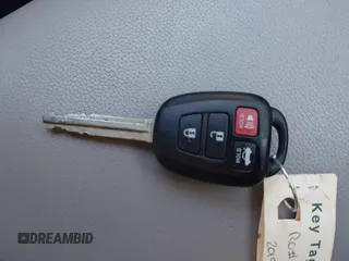 2019 Toyota Corolla L z VIN 5YFBURHE9KP889651, wystawiony jako IAAI lot #41651217 z przebiegiem 95 598 mil mil oraz . Historia ofert i sprzedaży dostępna na DreamBid. Obrazek 11.