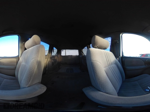 2001 Toyota Sienna CE with VIN 4T3ZF19C31U370820, listed as a IAAI auction lot 41244099 with 166,674 mi miles. Bid and sale history available at carsss.com. Image 19.