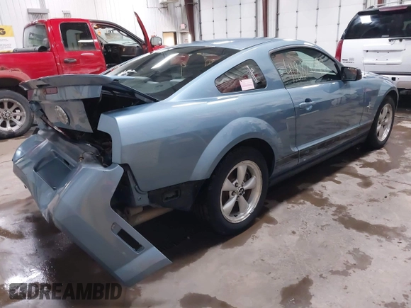 2007 Ford Mustang Deluxe with VIN 1ZVFT80N175343082, listed as a IAAI auction lot 41882099 with 16,629 mi miles and . Bid and sale history available at DreamBid. Image 4.