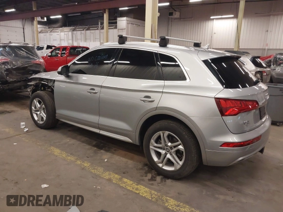 2019 Audi Q5 Premium with VIN WA1ANAFY6K2089034, listed as a IAAI auction lot 41483750 with 58,425 mi miles. Bid and sale history available at carsss.com. Image 3.