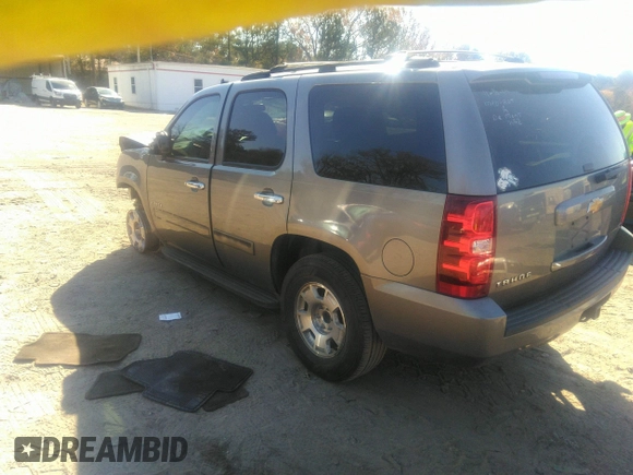 2012 Chevrolet Tahoe LS z VIN 1GNSCAE03CR234476, wystawiony jako IAAI lot #41008154 z przebiegiem 199 550 mil mil oraz . Historia ofert i sprzedaży dostępna na DreamBid. Obrazek 3.
