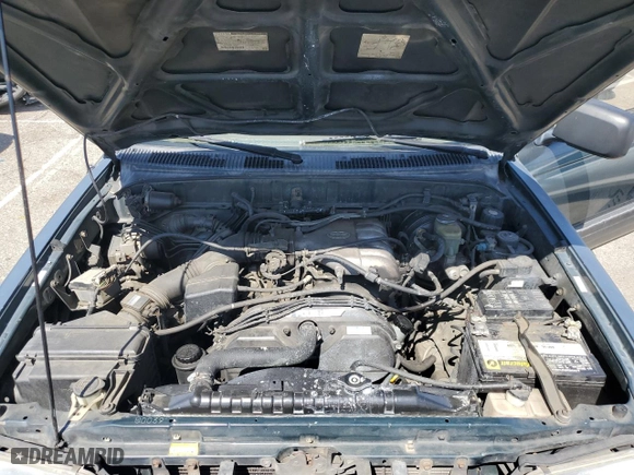 1998 Toyota 4Runner with VIN JT3GN87RXW0064773, listed as a Copart auction lot 50444025 with 251,093 mi miles and Clean Title. Bid and sale history available at carsss.com. Image 12.