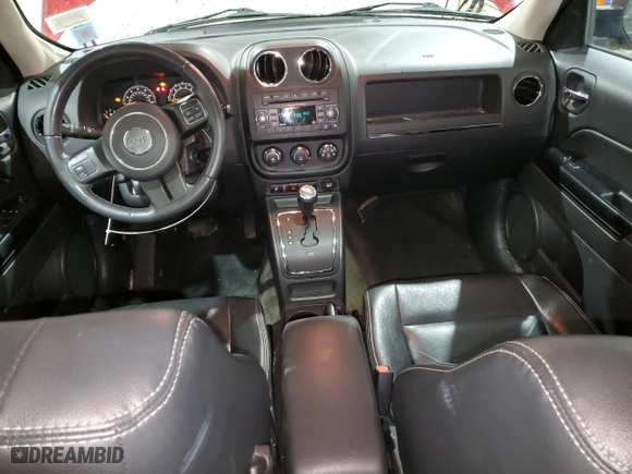 2017 Jeep Patriot High Altitude with VIN 1C4NJRFB2HD205372, listed as a Copart auction lot 44023985 with 184,761 mi miles and Salvage Title. Bid and sale history available at carsss.com. Image 8.