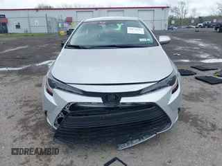 2025 Toyota Corolla LE z VIN 5YFB4MDE0SP241530, wystawiony jako IAAI lot #42175543 z przebiegiem 3222 mil mil oraz . Historia ofert i sprzedaży dostępna na DreamBid. Obrazek 12.