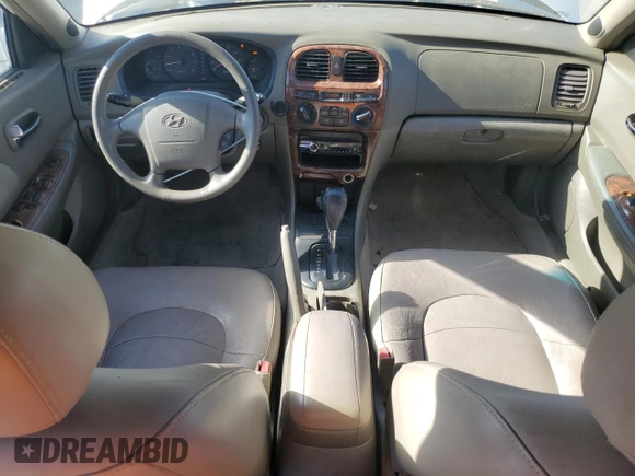 2000 Hyundai Sonata GLS with VIN KMHWF35V5YA300102, listed as a Copart auction lot 88304485 with 176,176 mi miles and Clean Title. Bid and sale history available at carsss.com. Image 8.