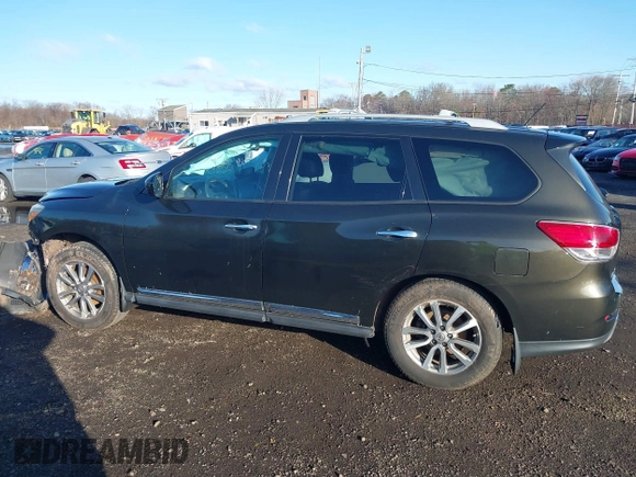 2015 Nissan Pathfinder Platinum z VIN 5N1AR2MM4FC612742, wystawiony jako IAAI lot #41828365 z przebiegiem 132 658 mil mil oraz . Historia ofert i sprzedaży dostępna na DreamBid. Obrazek 13.