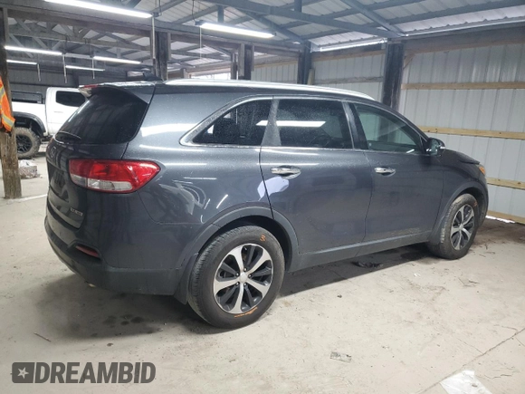 2016 Kia Sorento EX with VIN 5XYPH4A1XGG127350, listed as a Copart auction lot 47289315 with 135,684 mi miles and Clean Title. Bid and sale history available at carsss.com. Image 3.