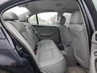 2000 BMW 3 Series 323i with VIN WBAAM3340YFP70049, listed as a Copart auction lot 58064415 with 122,574 mi miles and Clean title. Bid and sale history available at DreamBid. Image 10.