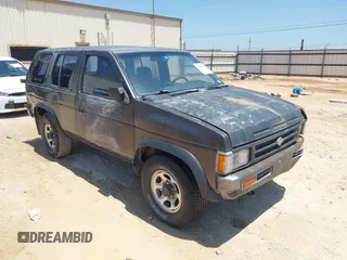 1995 Nissan Pathfinder LE z VIN JN8HD17SXSW032026, wystawiony jako IAAI lot #42336333 z przebiegiem 267 008 mil mil oraz . Historia ofert i sprzedaży dostępna na DreamBid. Obrazek 1.