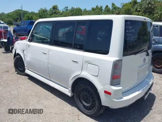 2006 Scion xB z VIN JTLKT324X64071455, wystawiony jako IAAI lot #42280653 z przebiegiem 216 297 mil mil oraz . Historia ofert i sprzedaży dostępna na DreamBid. Obrazek 3.
