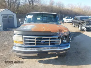 1993 Ford F-150 с VIN 2FTEF14N9PCA06253, выставлен на аукционе IAAI как лот 41905093 с пробегом 113 352 миль миль и . История ставок и продаж доступна на DreamBid. Изображение 12.