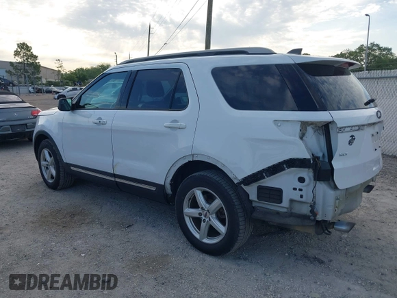 2018 Ford Explorer XLT with VIN 1FM5K7DH6JGA40337, listed as a IAAI auction lot 41901016 with 140,676 mi miles and . Bid and sale history available at DreamBid. Image 3.