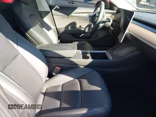 2023 Tesla Model 3 z VIN 5YJ3E1EA8PF463179, wystawiony jako IAAI lot #41738318 z przebiegiem 37 990 mil mil oraz . Historia ofert i sprzedaży dostępna na DreamBid. Obrazek 5.