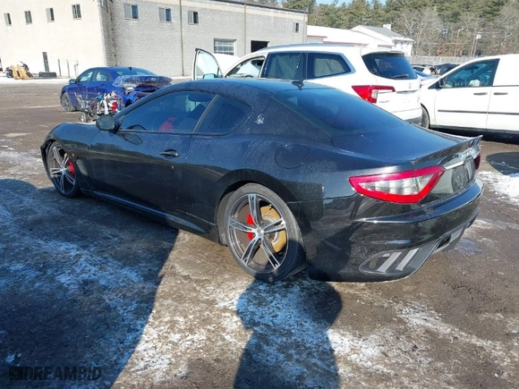 2015 Maserati GranTurismo Sport with VIN ZAM45VLA2F0139460, listed as a IAAI auction lot 41403736 with 15,396 mi miles. Bid and sale history available at carsss.com. Image 3.