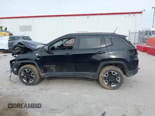 2018 Jeep Compass Trailhawk with VIN 3C4NJDDB6JT442016, listed as a IAAI auction lot 41068443 with 114,579 mi miles and . Bid and sale history available at carsss.com. Image 14.