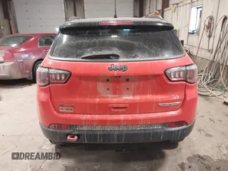 2017 Jeep Compass Trailhawk with VIN 3C4NJDDB1HT646801, listed as a IAAI auction lot 41401859 with 111,339 mi miles and . Bid and sale history available at DreamBid. Image 17.