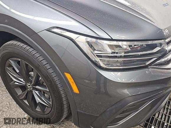 2024 Volkswagen Tiguan SE с VIN 3VV3B7AXXRM083203, выставлен на аукционе IAAI как лот 42813448 с пробегом 30 988 миль миль и . История ставок и продаж доступна на DreamBid. Изображение 19.