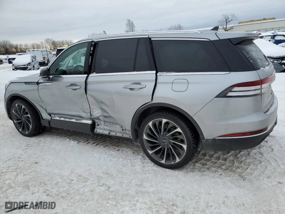 2021 Lincoln Aviator Reserve with VIN 5LM5J7XC1MGL02253, listed as a Copart auction lot 45842735 with 61,505 mi miles and Clean Title. Bid and sale history available at carsss.com. Image 2.