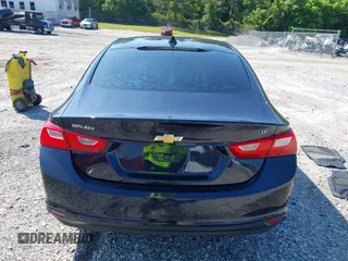 2018 Chevrolet Malibu LT z VIN 1G1ZD5ST0JF112370, wystawiony jako IAAI lot #42216179 z przebiegiem 113 303 mil mil oraz . Historia ofert i sprzedaży dostępna na DreamBid. Obrazek 16.