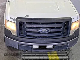 2012 Ford F-150 XL z VIN 1FTFW1EF2CKD83976, wystawiony jako IAAI lot #42610496 z przebiegiem 235 686 mil mil oraz . Historia ofert i sprzedaży dostępna na DreamBid. Obrazek 6.