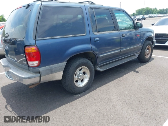 2001 Ford Explorer XLT with VIN 1FMZU63P71ZA76721, listed as a IAAI auction lot 42601740 with 352,645 mi miles and . Bid and sale history available at DreamBid. Image 4.