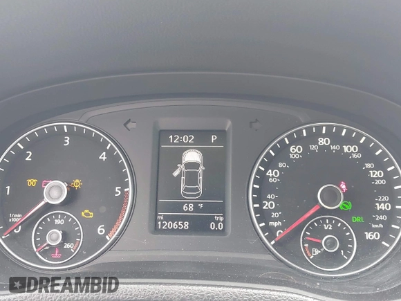 2014 Volkswagen Passat TDI SEL Premium with VIN 1VWCN7A36EC054891, listed as a IAAI auction lot 41964556 with 120,658 mi miles. Bid and sale history available at carsss.com. Image 7.