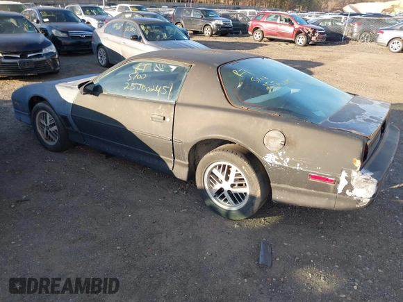1988 Pontiac Firebird with VIN 1G2FW21F2JL251274, listed as a IAAI auction lot 41766168 with 999,999 mi miles. Bid and sale history available at carsss.com. Image 3.