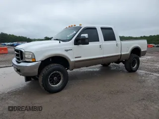 2003 Ford F-350 XL z VIN 1FTSW31P33ED37984, wystawiony jako Copart lot #58016985 z przebiegiem 238 369 mil mil oraz Szkody całkowita. Historia ofert i sprzedaży dostępna na DreamBid. Obrazek 1.