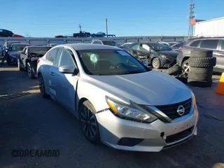 2018 Nissan Altima S with VIN 1N4AL3AP0JC254421, listed as a IAAI auction lot 41634500 with 186,554 mi miles and . Bid and sale history available at carsss.com. Image 1.