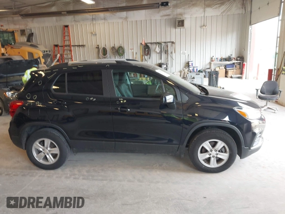 2022 Chevrolet Trax LT with VIN KL7CJPSM1NB563974, listed as a IAAI auction lot 42080504 with 18,396 mi miles and . Bid and sale history available at DreamBid. Image 13.