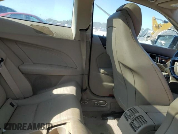 2015 Mercedes-Benz C 250 z VIN WDDGJ4HB6FG370187, wystawiony jako Copart lot #88162875 z przebiegiem 102 961 mil mil oraz Czysty tytuł • Clean title. Historia ofert i sprzedaży dostępna na DreamBid. Obrazek 10.
