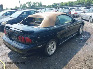1998 Ford Mustang GT z VIN 1FAFP45X3WF150280, wystawiony jako IAAI lot #42586360 z przebiegiem 101 735 mil mil oraz . Historia ofert i sprzedaży dostępna na DreamBid. Obrazek 4.
