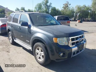 2008 Ford Escape Hybrid с VIN 1FMCU49H08KA21721, выставлен на аукционе IAAI как лот 42493779 с пробегом 142 542 миль миль и . История ставок и продаж доступна на DreamBid. Изображение 1.