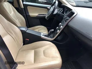 2016 Volvo XC60 T5 Drive-E Premier with VIN YV440MDK8G2853679, listed as a Copart auction lot 81319234 with 162,568 mi miles and Clean Title. Bid and sale history available at carsss.com. Image 5.