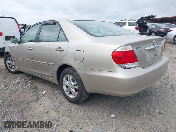 2005 Toyota Camry LE with VIN 4T1BF32K05U093461, listed as a IAAI auction lot 41947197 with 127,630 mi miles and . Bid and sale history available at DreamBid. Image 3.