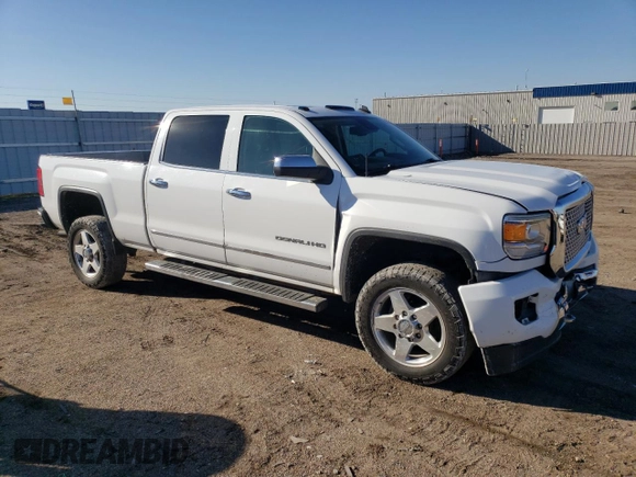 2015 GMC Sierra 2500HD Denali z VIN 1GT120EG1FF191664, wystawiony jako Copart lot #80010794 z przebiegiem 169 060 mil mil oraz Szkoda całkowita • Salvage title. Historia ofert i sprzedaży dostępna na DreamBid. Obrazek 4.