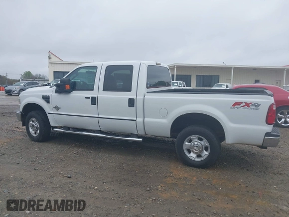 2010 Ford Super Duty F-250 SRW XL with VIN 1FTSW2BY2AEA60565, listed as a IAAI auction lot 41714262 with 177,014 mi miles. Bid and sale history available at carsss.com. Image 14.