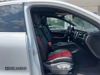 2016 Porsche Macan S с VIN WP1AB2A59GLB40365, выставлен на аукционе IAAI как лот 42493795 с пробегом 192 752 миль миль и . История ставок и продаж доступна на DreamBid. Изображение 5.
