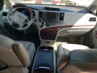2013 Toyota Sienna XLE with VIN 5TDDK3DC1DS056128, listed as a Copart auction lot 65143524 with 64,132 mi miles and Salvage title. Bid and sale history available at DreamBid. Image 8.