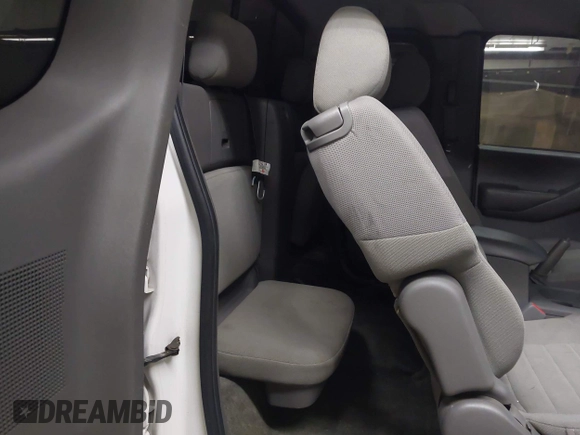 2005 Nissan Frontier XE with VIN 1N6BD06T95C449579, listed as a IAAI auction lot 41996897 with 194,404 mi miles and . Bid and sale history available at DreamBid. Image 8.